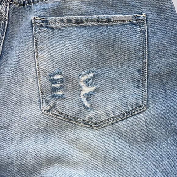 Insane Gene Mid-Rise Loose Fit Light Wash Distressed Jeans Womens Size 11 / 29W - Picture 9 of 16